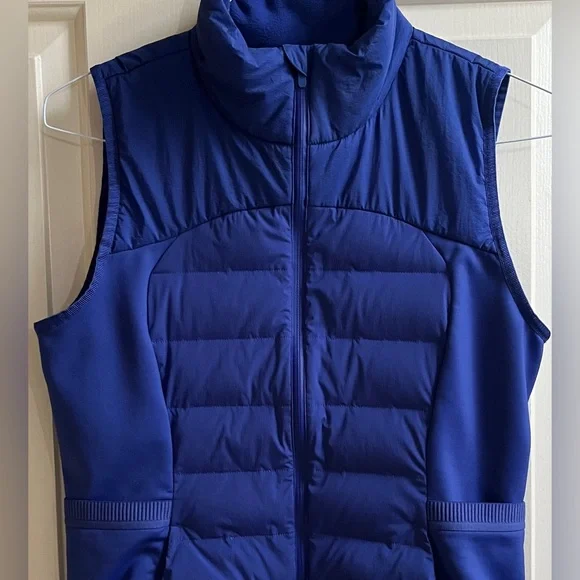 🍒LULULEMON DOWN FOR IT ALL VEST sz 10 PSYCHIC BLUE 700-Fill Amethyst Jacket - Picture 2 of 4